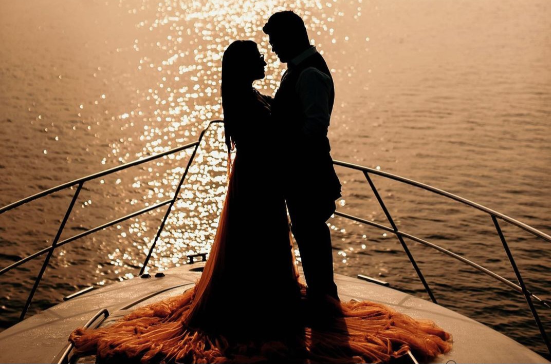 Planning An Unforgettable Proposal On A Yacht In Goa